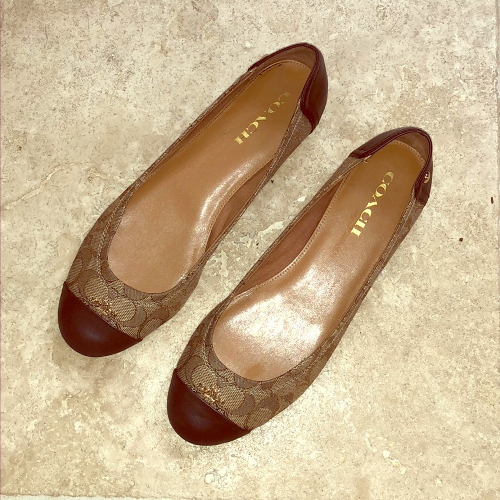 Coach flats